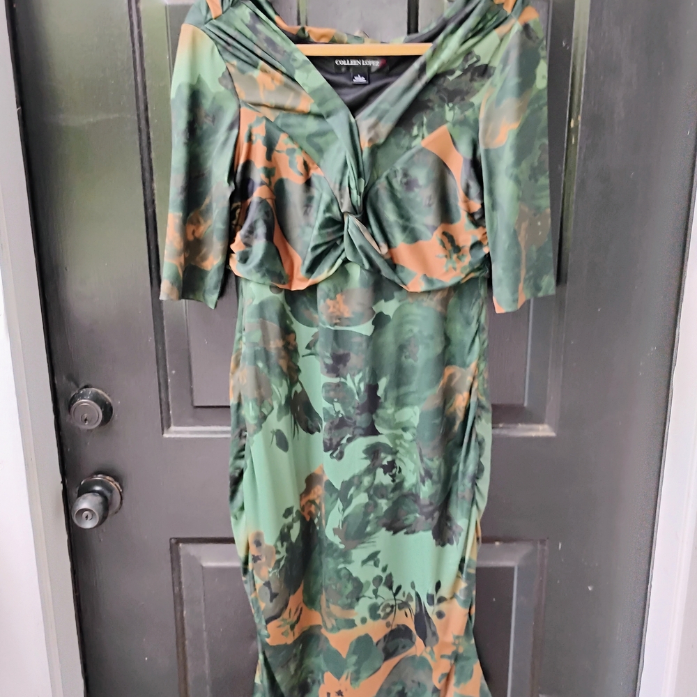 Colleen Lopez Green and Brown Floral Elbow Sleeve Knit Dress